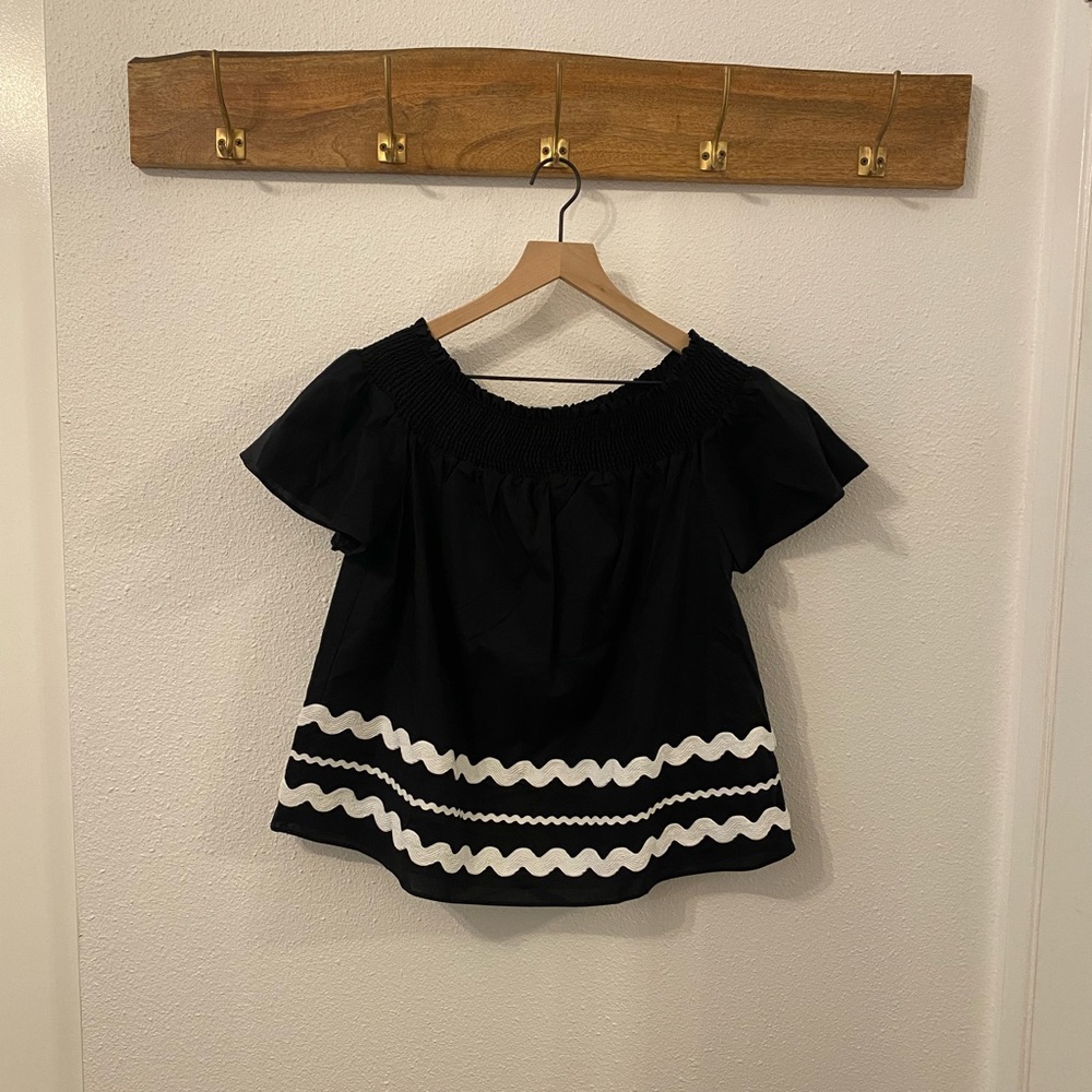 NWT Who What Wear Top